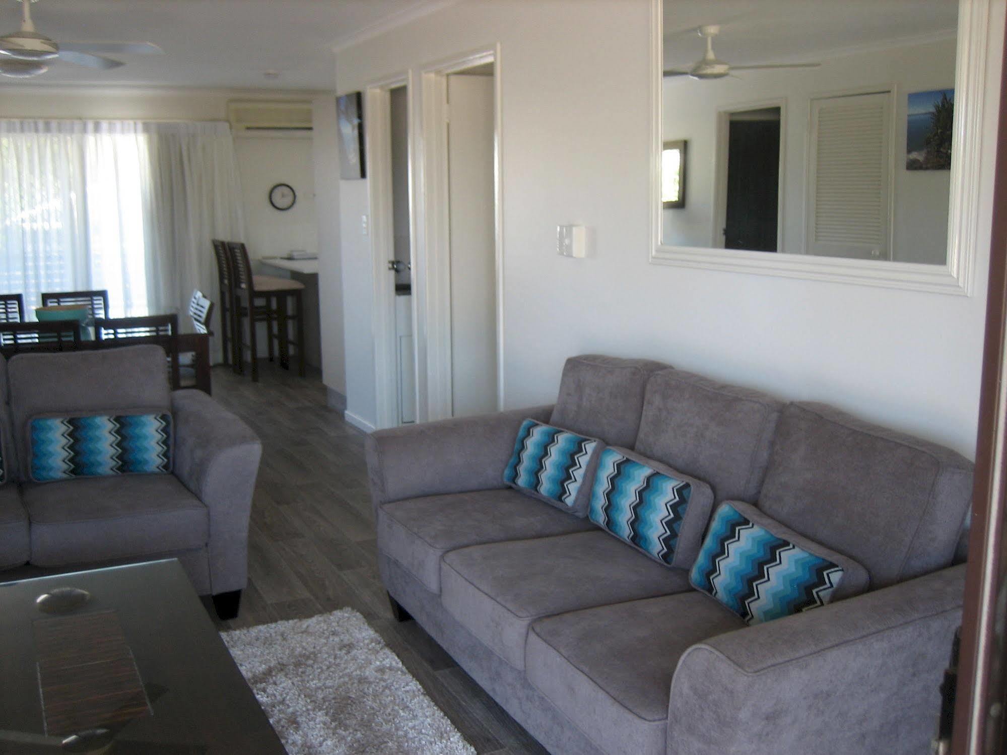 Aparthotel Regency Waterfront Noosa Noosaville Exterior foto